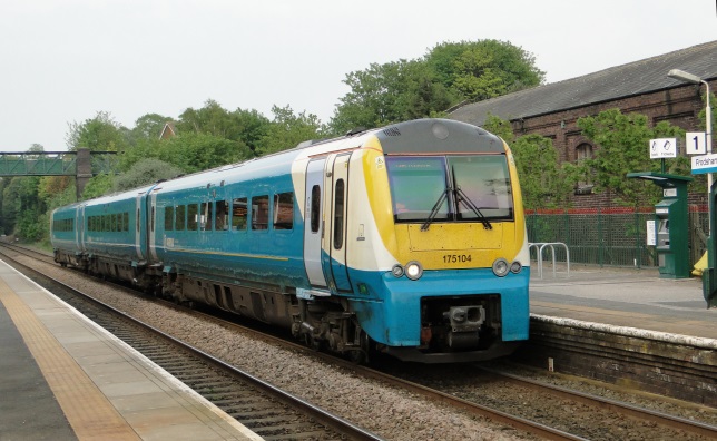 175.104 arrives  at Frodsham on 13 April 2014